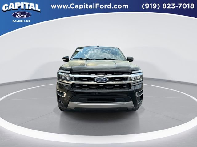 Certified 2024 Ford Expedition Limited RWD image 3