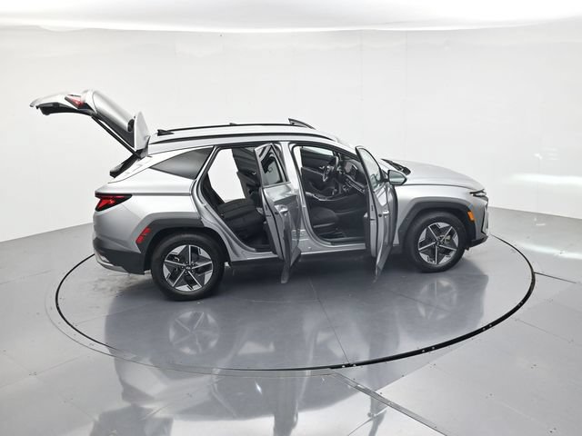 Used 2025 Hyundai Tucson SEL FWD image 46