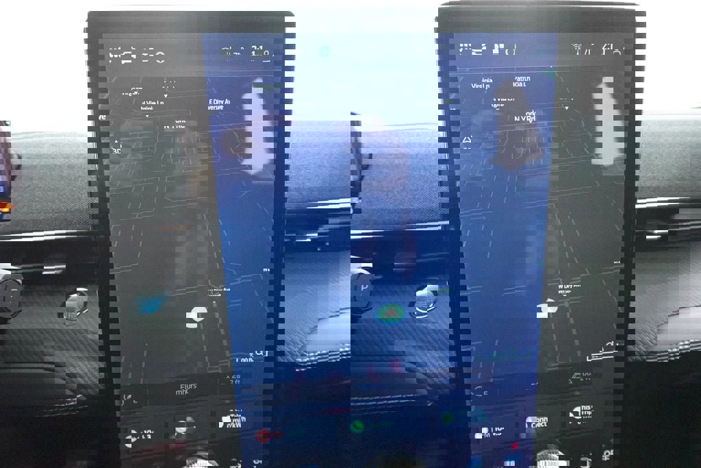 Certified 2025 Ford Mustang Mach-E Premium image 18