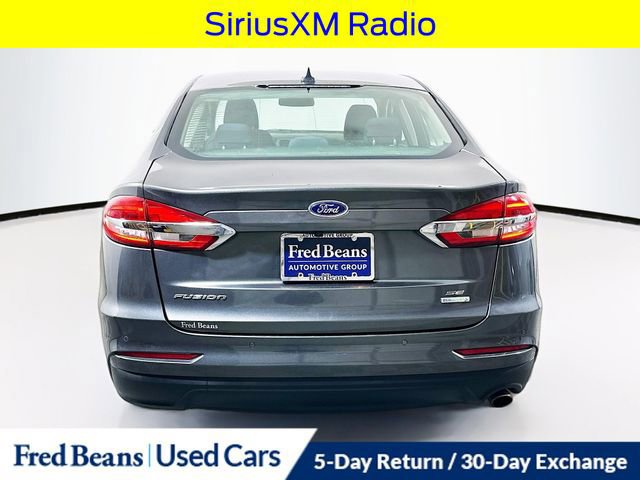 Certified 2020 Ford Fusion SE image 4