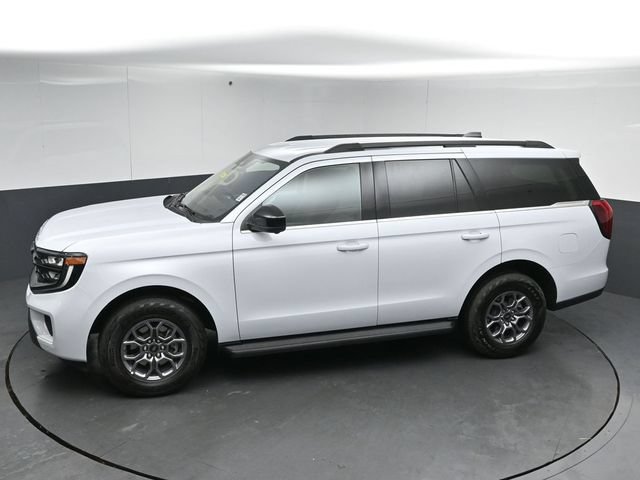 Certified 2025 Ford Expedition Active AWD/4WD image 48