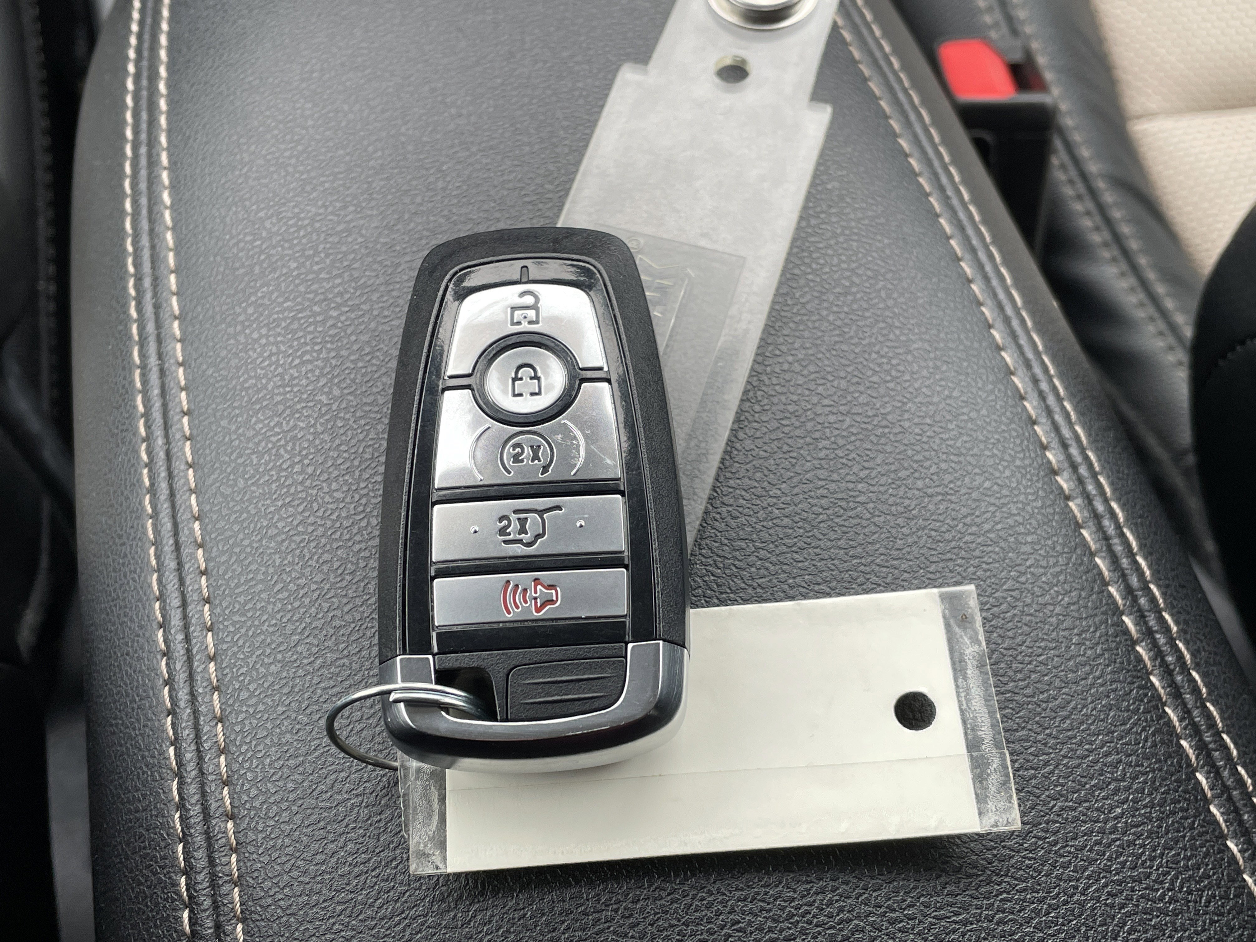 Certified 2022 Ford Escape Titanium w/ Titanium Elite Package image 22