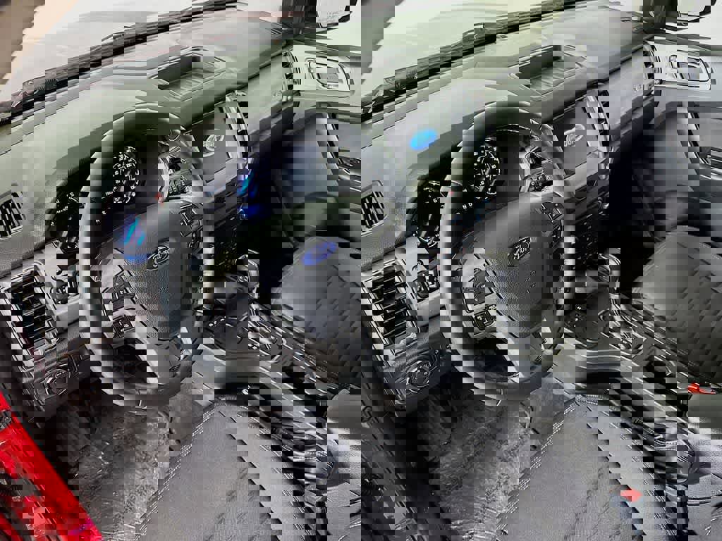 Certified 2020 Ford Ranger XLT w/ Equipment Group 302A Luxury image 9