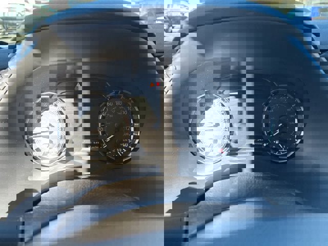 Used 2024 Nissan Armada SL image 15