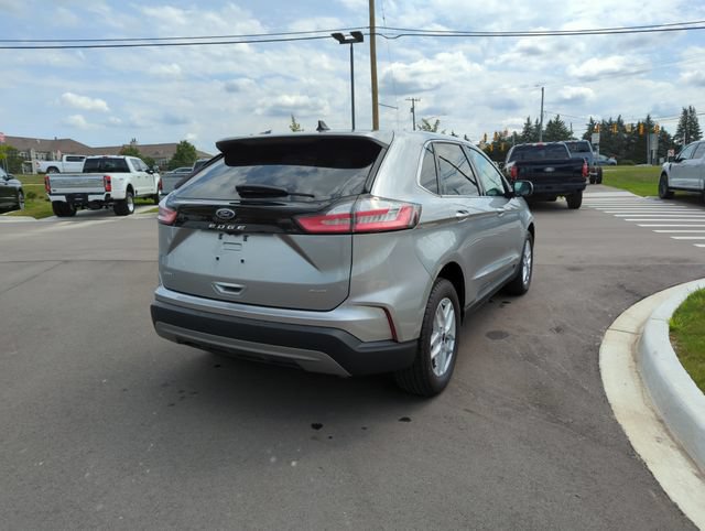 Certified 2024 Ford Edge SEL AWD/4WD image 5
