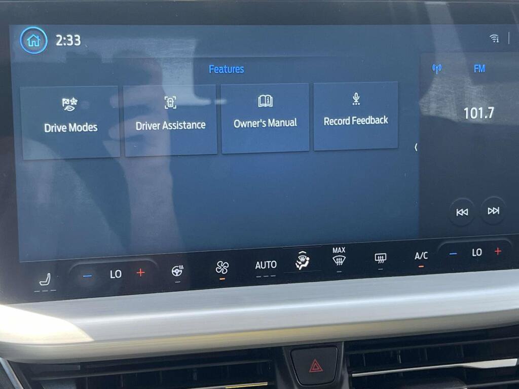 Certified 2024 Ford Escape Platinum AWD/4WD image 26