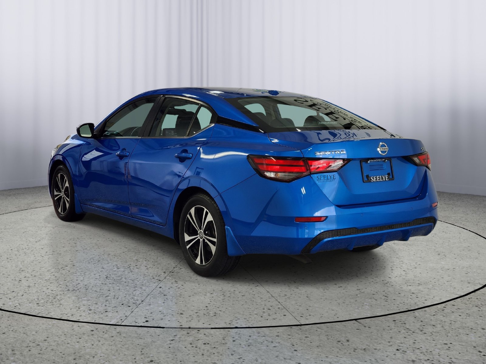 Used 2021 Nissan Sentra SV FWD image 3