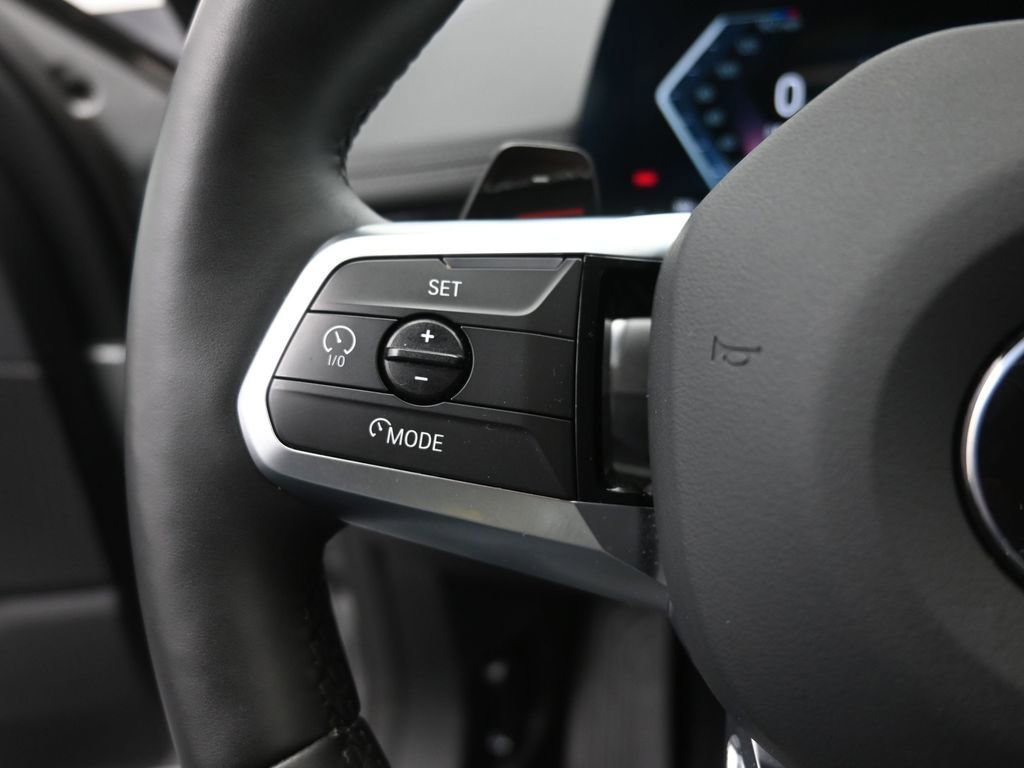 Used 2025 BMW X1 xDrive28i w/ M Sport Package image 6