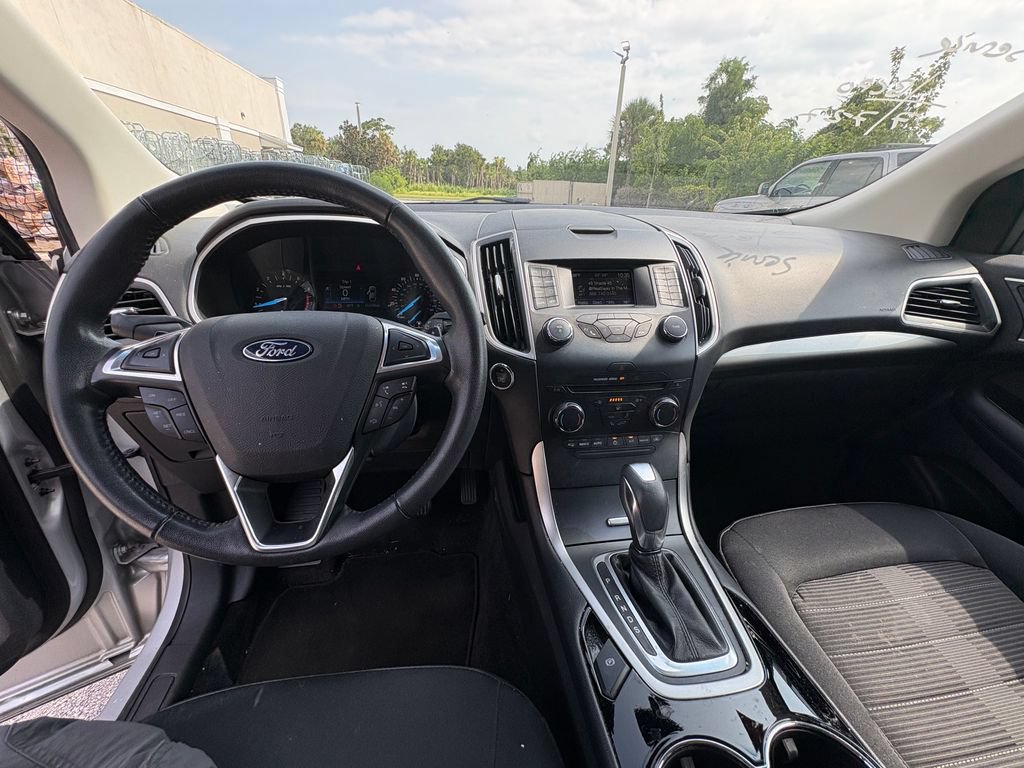 Certified 2018 Ford Edge SEL AWD/4WD image 7