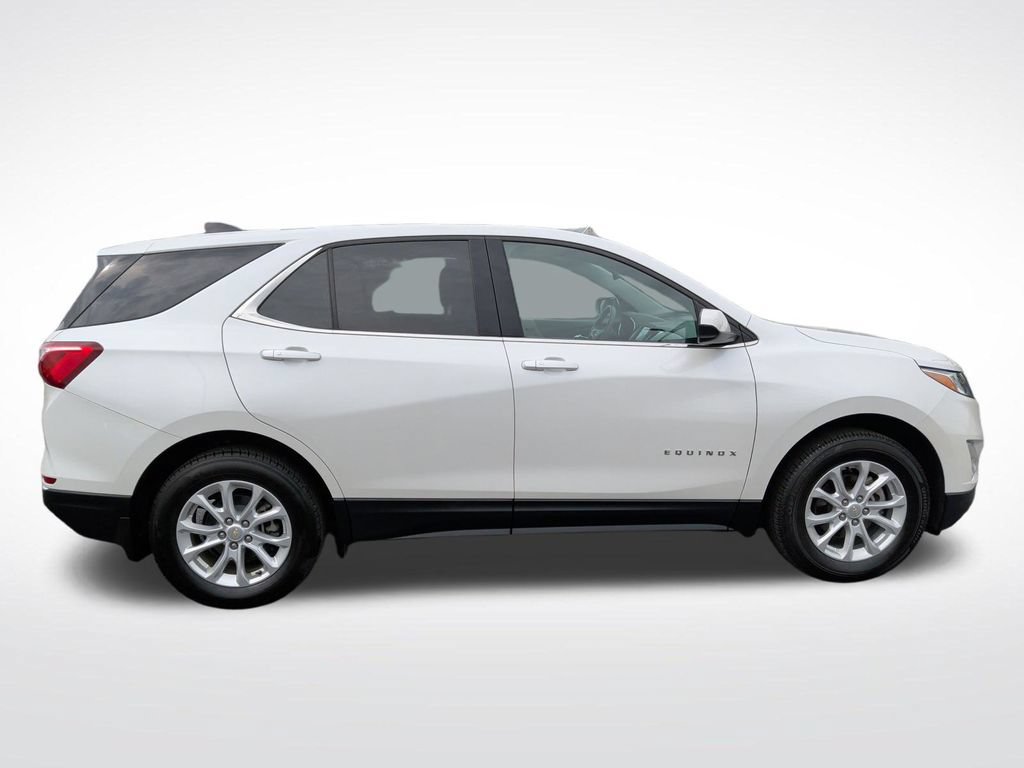 Used 2018 Chevrolet Equinox LT w/ LPO, Floor Liner Package AWD/4WD image 8