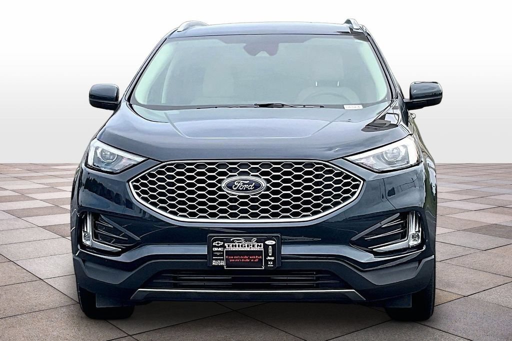 Certified 2024 Ford Edge SEL w/ Convenience Package AWD/4WD image 3