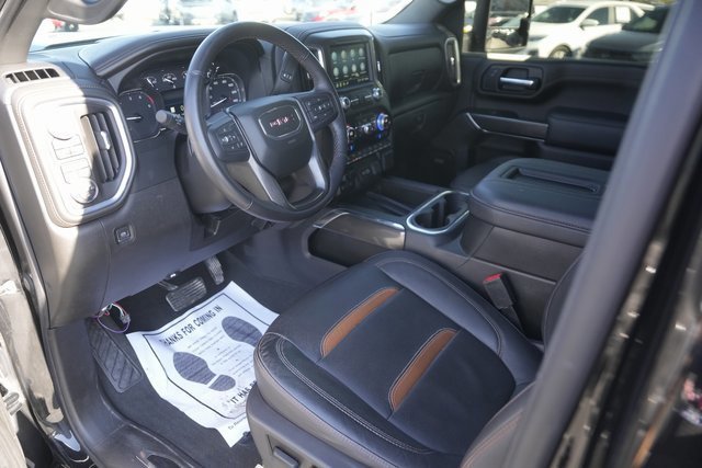 Used 2022 GMC Sierra 2500 AT4 w/ AT4 Preferred Package image 8