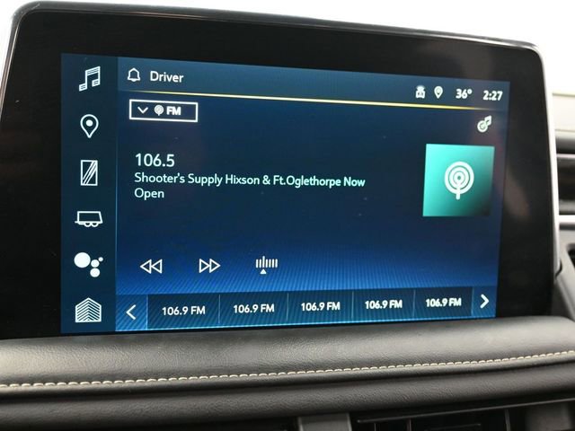 Used 2023 Chevrolet Suburban Premier image 18