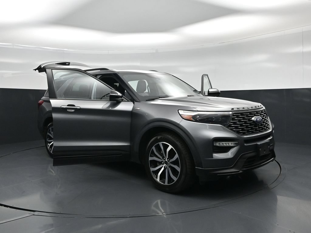 Certified 2023 Ford Explorer ST-Line w/ Class IV Trailer Tow Package RWD image 28