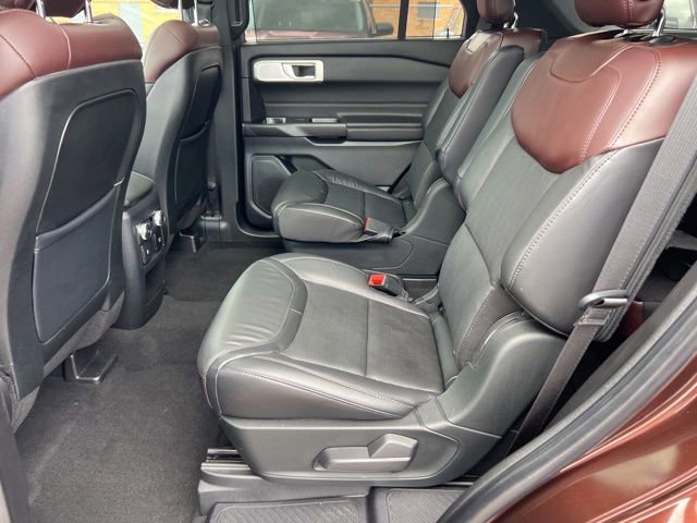 Certified 2020 Ford Explorer Platinum w/ Premium Technology Package AWD/4WD image 24