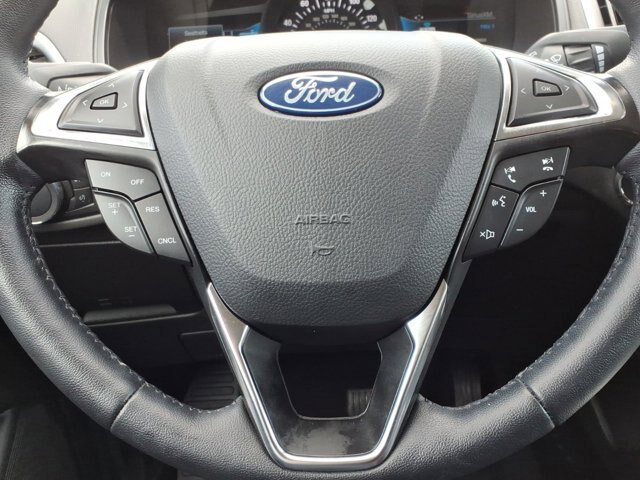 Certified 2024 Ford Edge SEL w/ Convenience Package AWD/4WD image 10