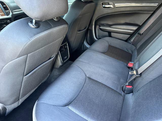 Used 2022 Chrysler 300 Touring w/ Sport Appearance Package RWD image 11