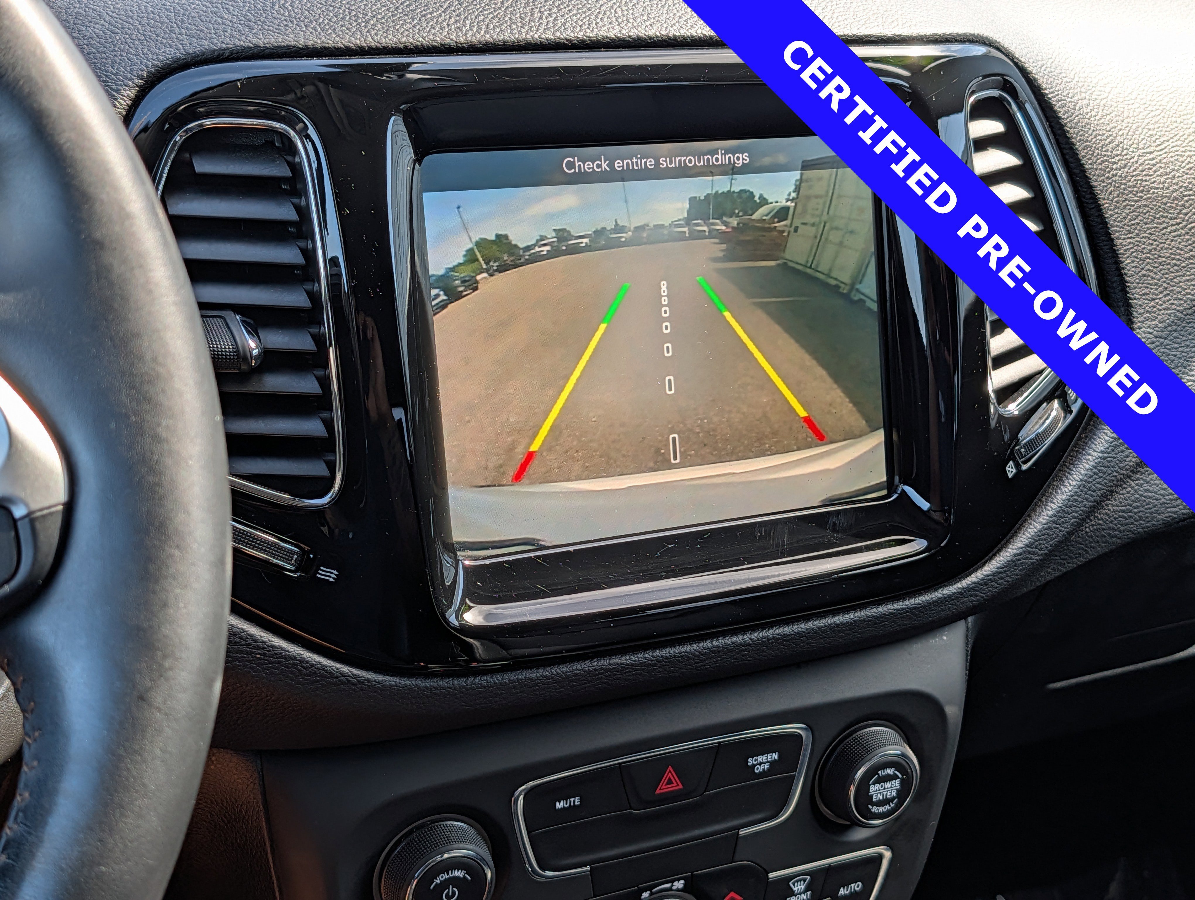 Used 2018 Jeep Compass Limited AWD/4WD image 28