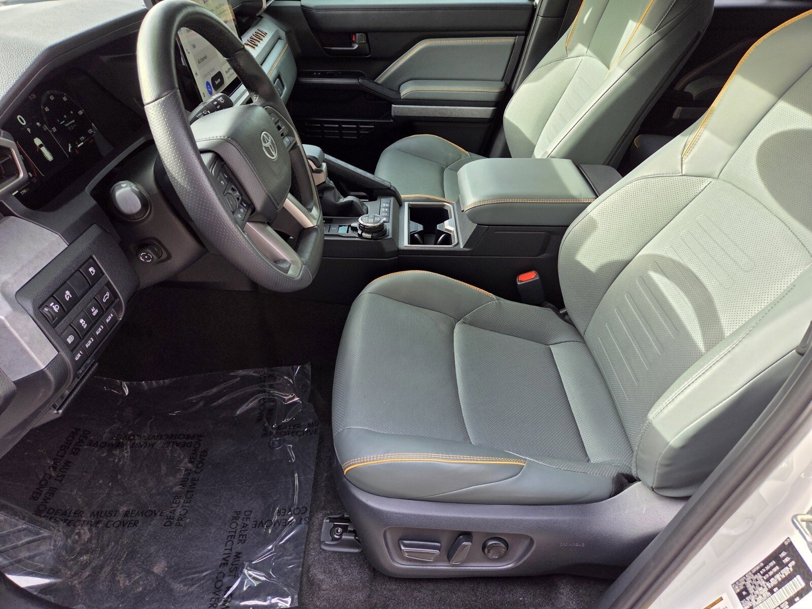 Used 2025 Toyota 4Runner Trailhunter image 10