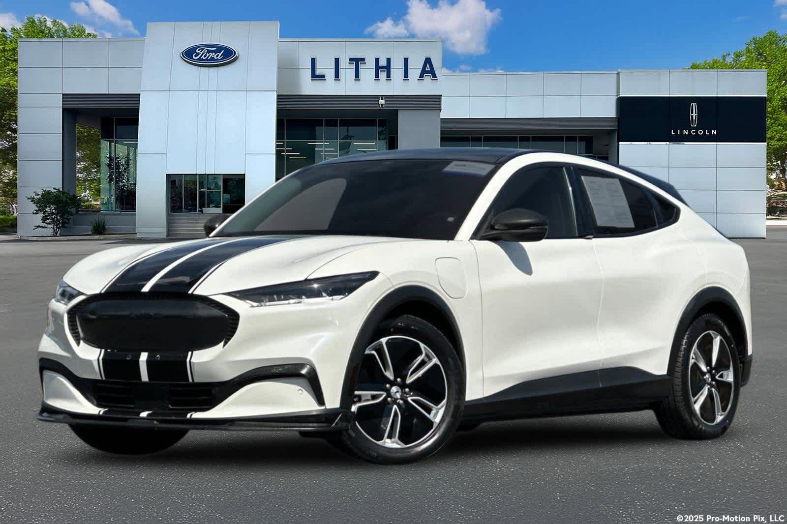 Certified 2021 Ford Mustang Mach-E Select w/ Comfort/Appearance Package image 1