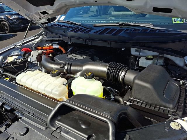 Certified 2022 Ford F150 XLT w/ Equipment Group 302A High image 27