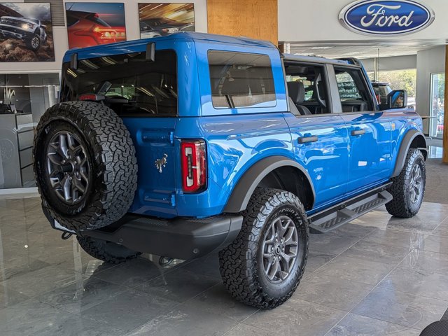 Certified 2025 Ford Bronco Badlands AWD/4WD image 2