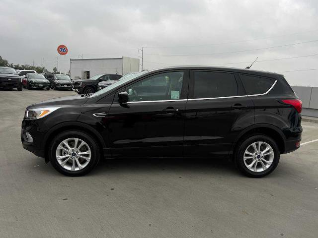 Certified 2019 Ford Escape SE image 2