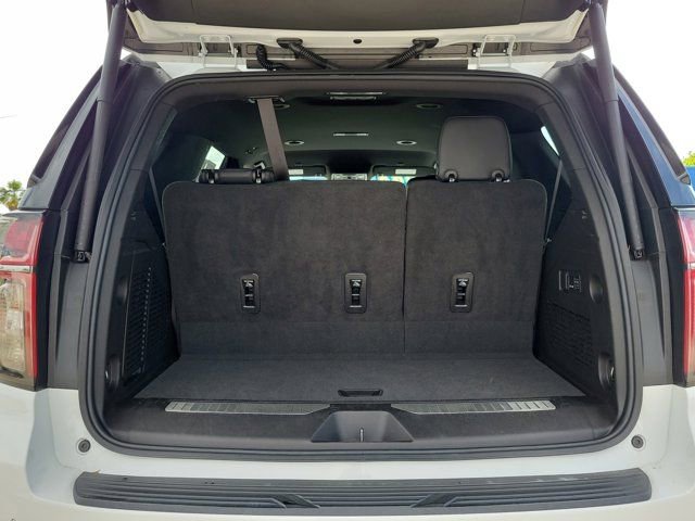 Used 2022 Chevrolet Tahoe RST w/ Luxury Package RWD image 13