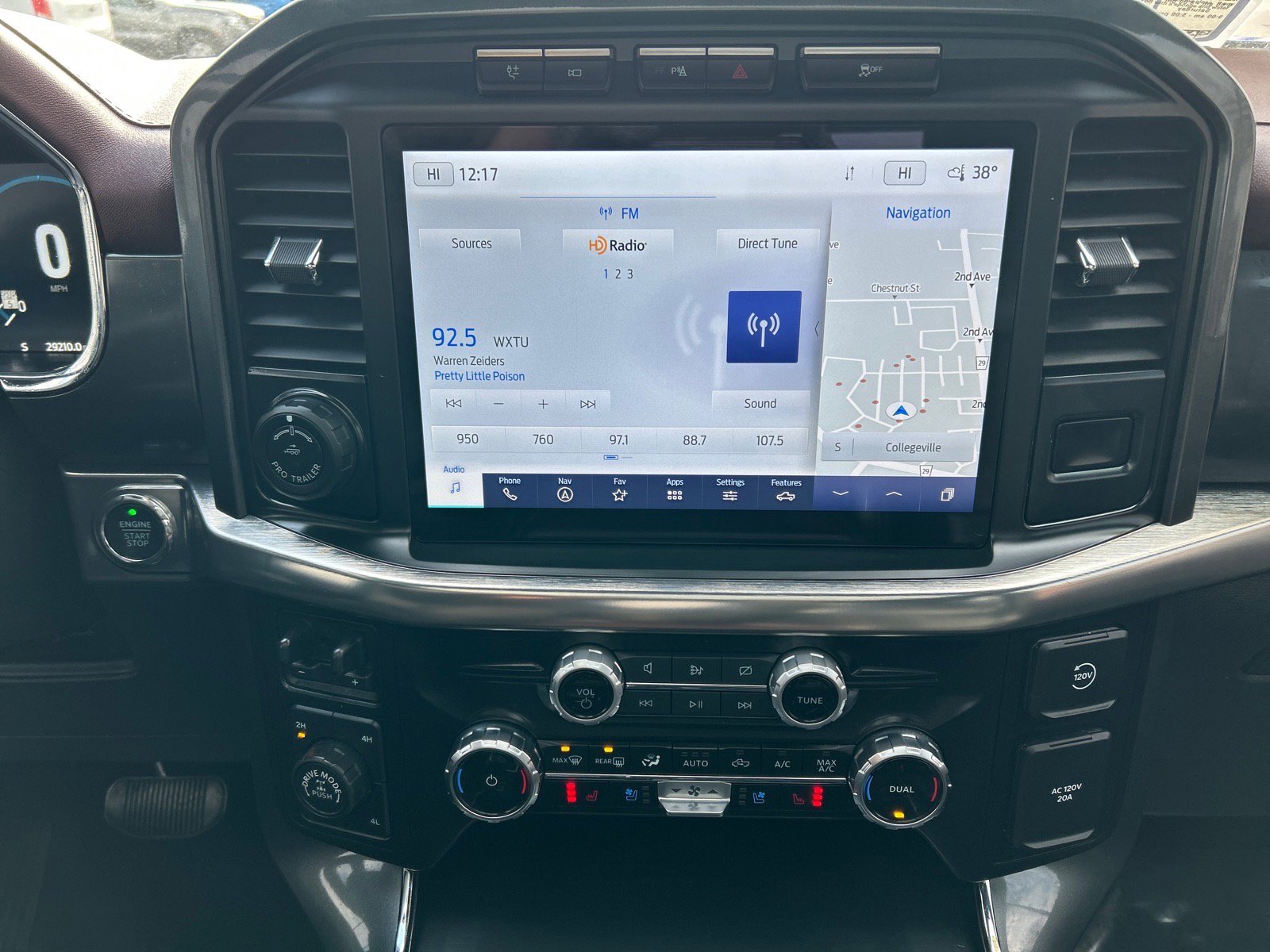 Certified 2023 Ford F150 Lariat w/ Equipment Group 502A High image 27