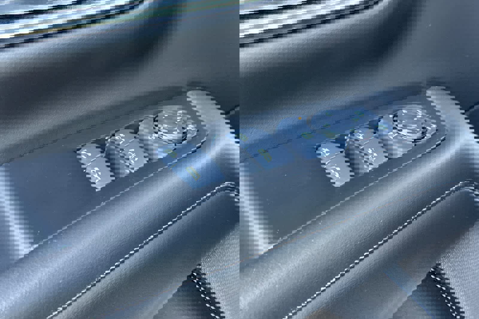 Used 2024 GMC Yukon SLE w/ Max Trailering Package image 13