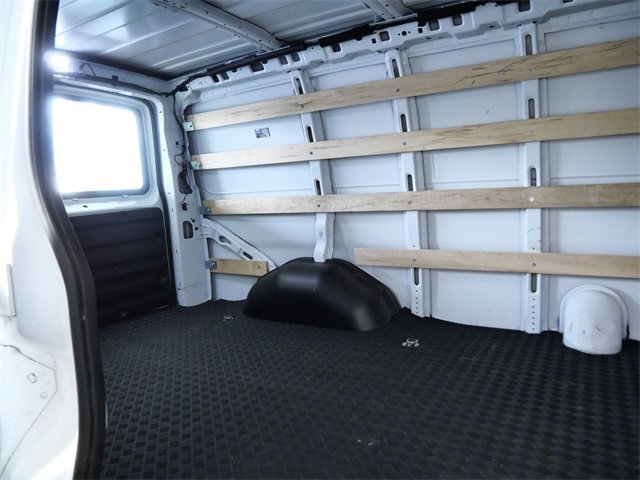 Used 2024 Chevrolet Express 2500 w/ Driver Convenience Package image 14