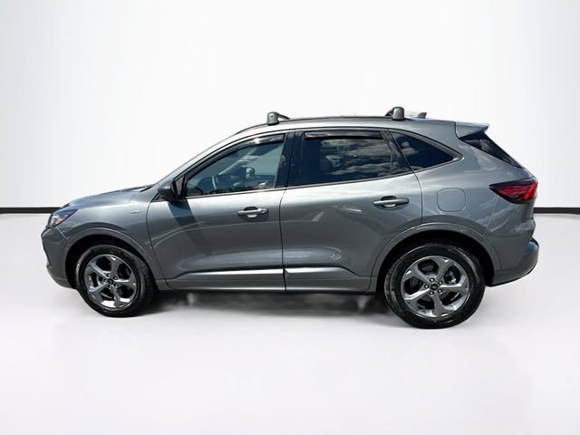 Certified 2023 Ford Escape ST-Line w/ Tech Pack #1 AWD/4WD image 6