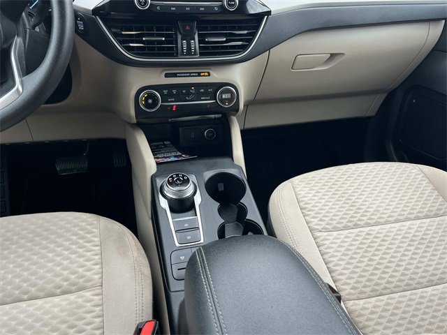 Certified 2020 Ford Escape SE image 16