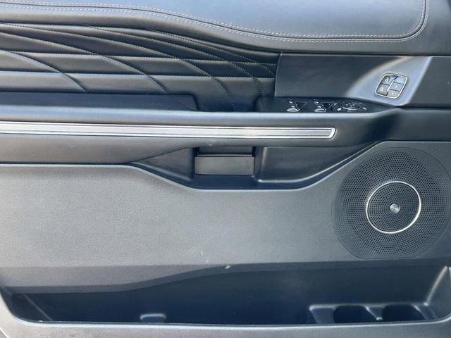 Certified 2020 Ford Expedition Max Platinum AWD/4WD image 12