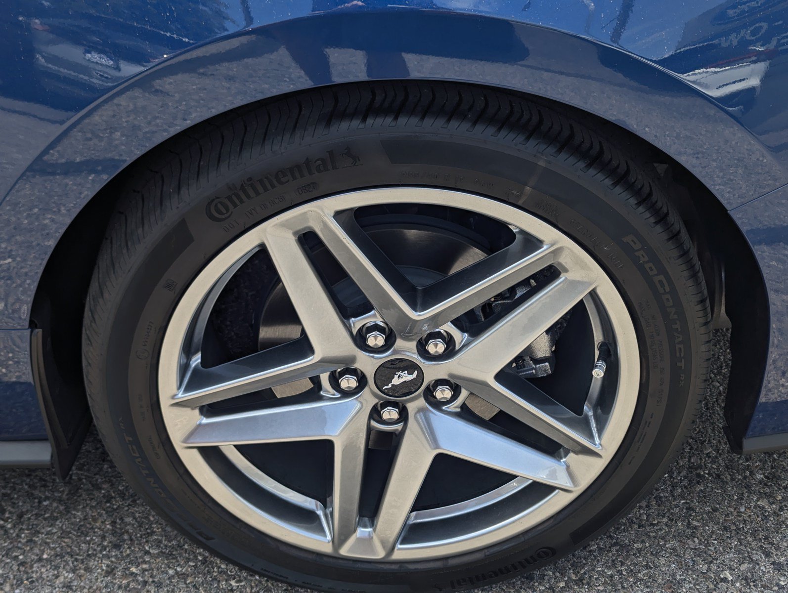 Certified 2024 Ford Mustang Coupe RWD image 7