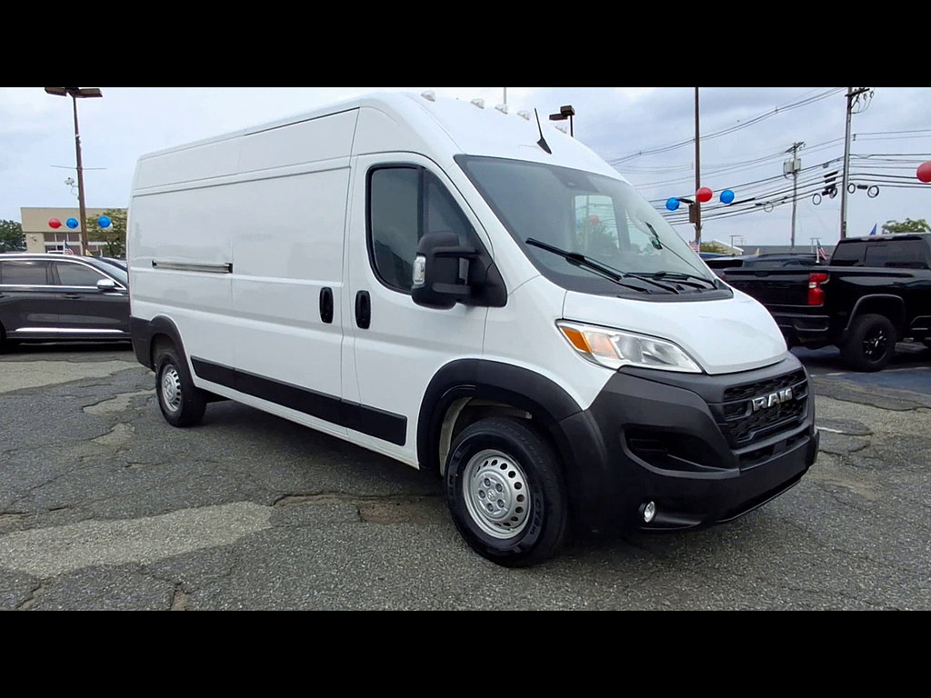 Used 2026 RAM ProMaster 2500 w/ Convenience Group FWD image 2