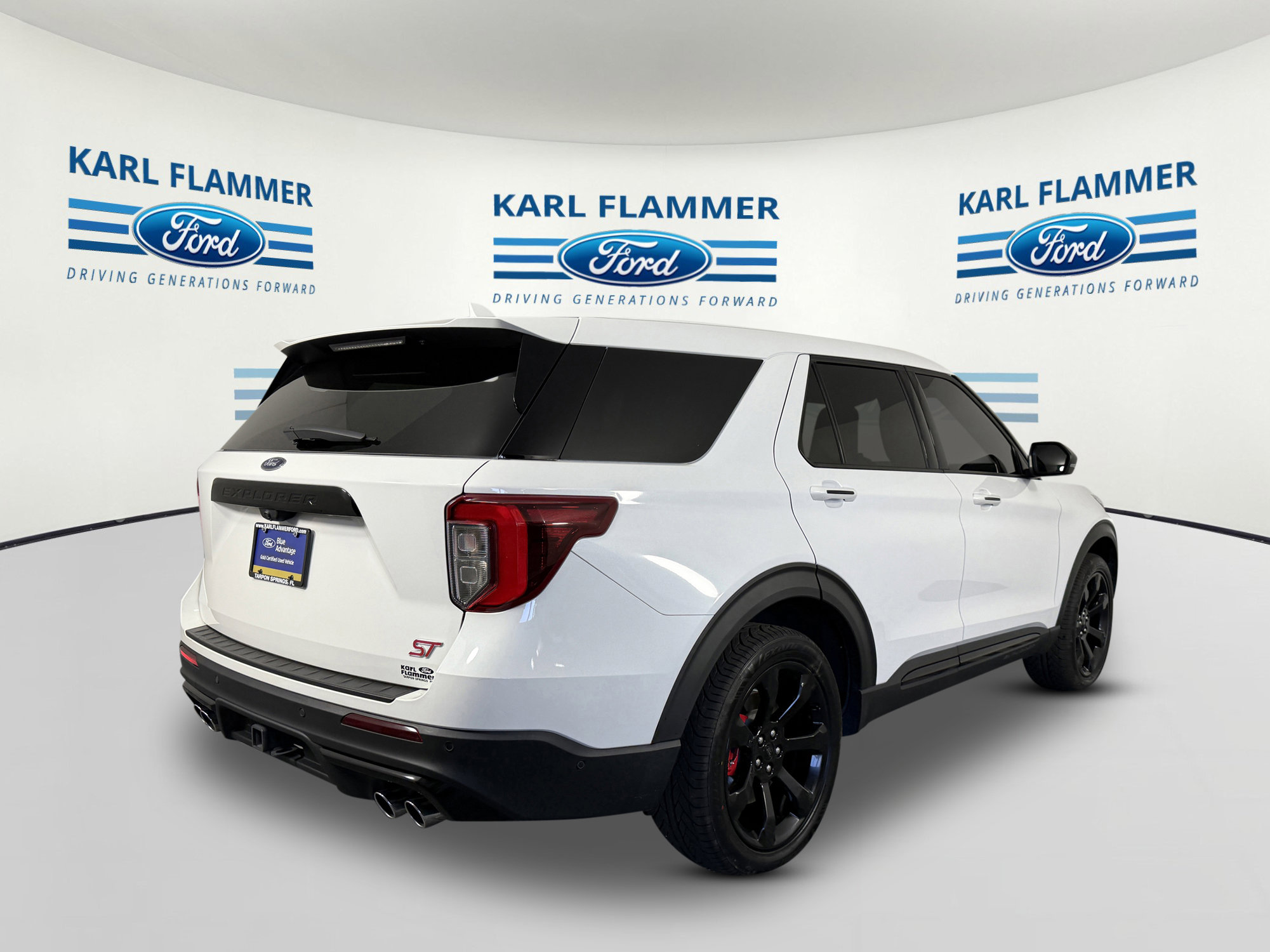 Certified 2022 Ford Explorer ST w/ Equipment Group 401A image 3