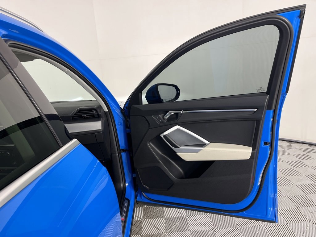 Used 2022 Audi Q3 2.0T Premium image 28