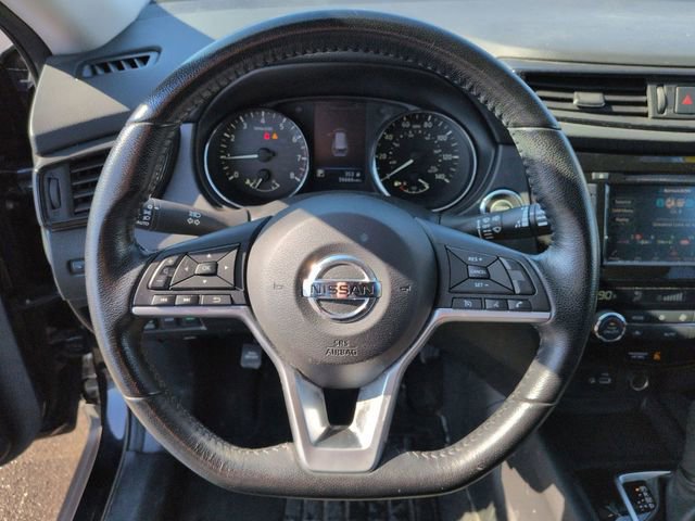 Used 2020 Nissan Rogue SV image 9