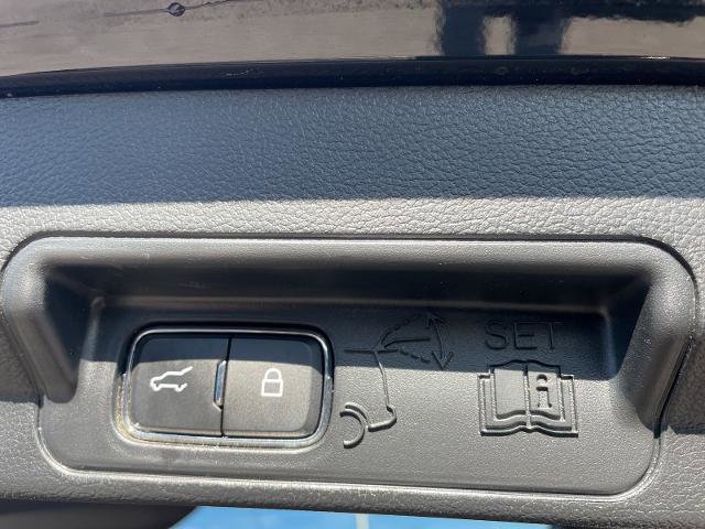 Certified 2022 Ford Explorer Platinum w/ Equipment Group 601A image 22