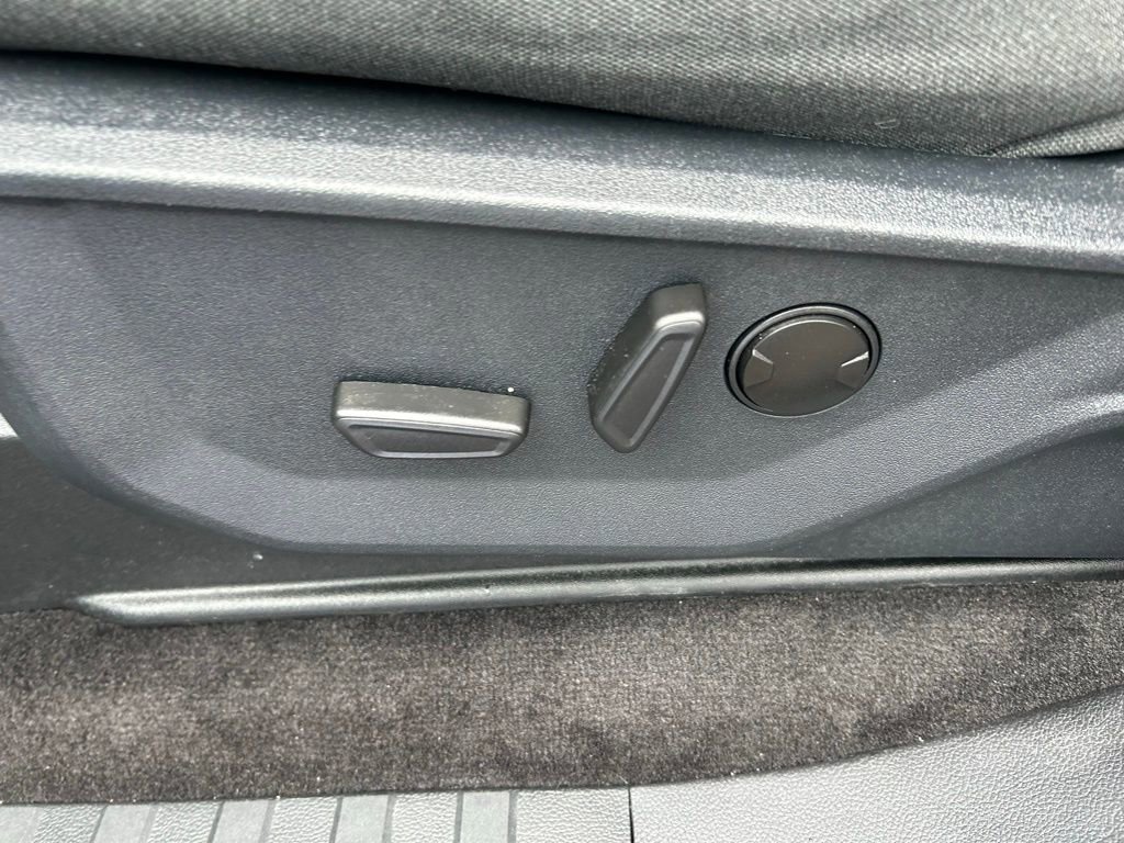 Certified 2023 Ford F150 XLT w/ Equipment Group 302A High image 18