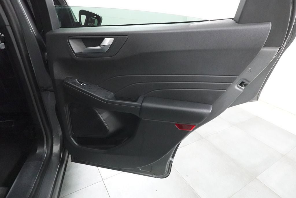Certified 2025 Ford Escape ST-Line FWD image 26