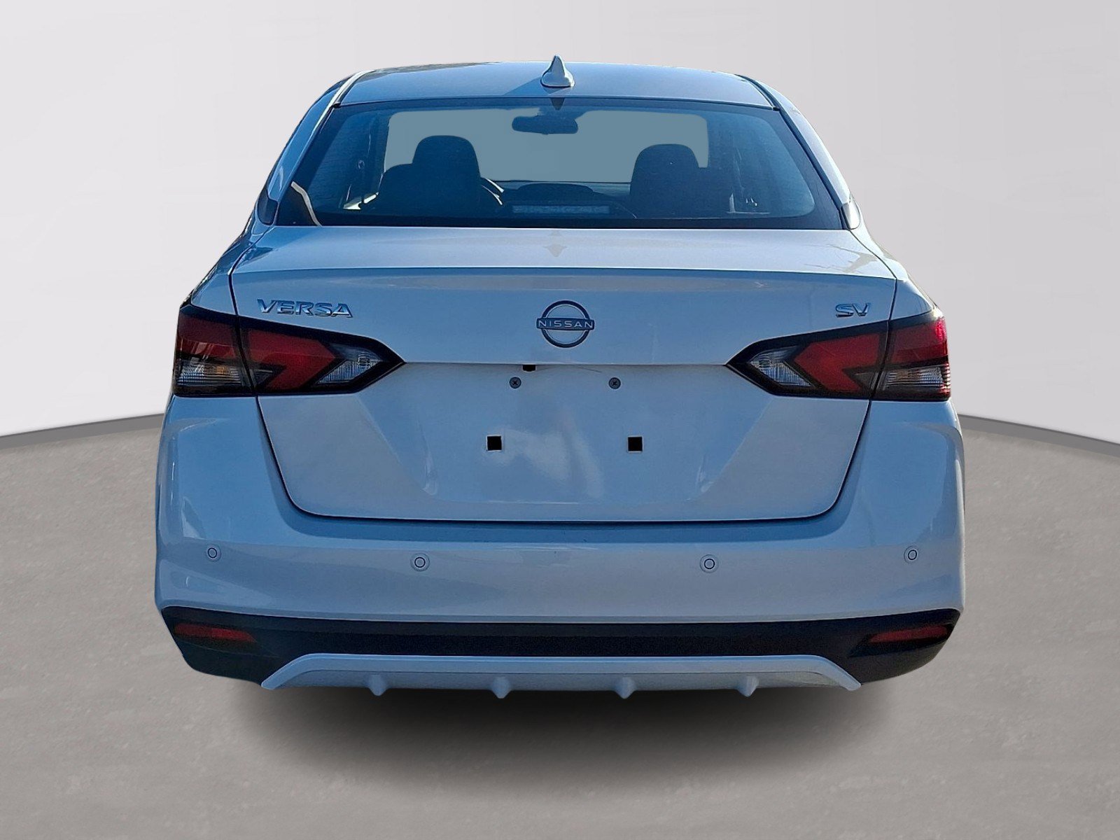 Used 2024 Nissan Versa SV image 5