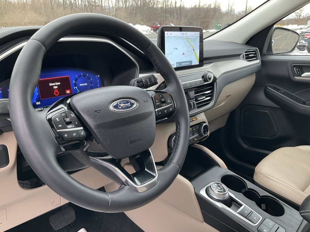 Certified 2022 Ford Escape SEL w/ Technology Package image 15