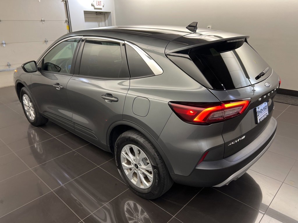 Certified 2024 Ford Escape Active image 2