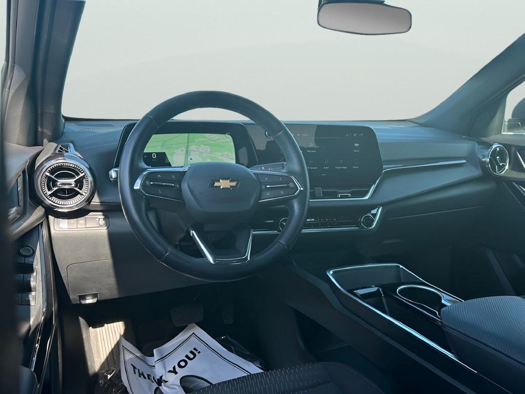 Used 2025 Chevrolet Equinox LT FWD image 10