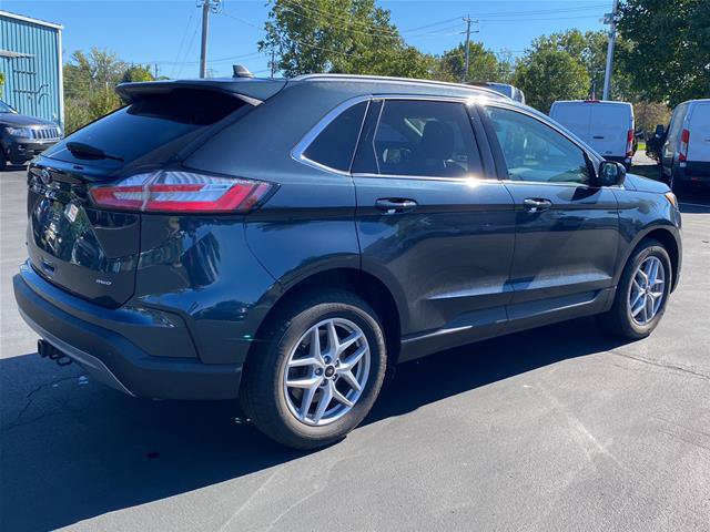 Certified 2024 Ford Edge SEL w/ Convenience Package AWD/4WD image 10