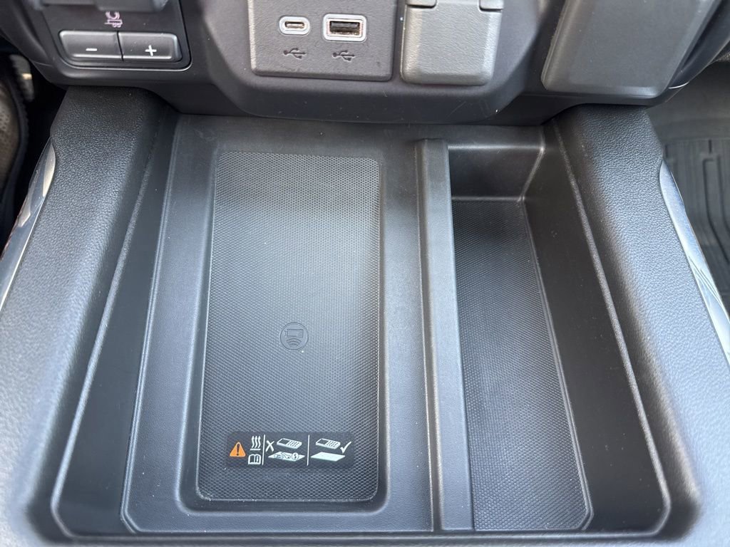 Used 2020 GMC Sierra 3500 Denali w/ Denali Ultimate Package AWD/4WD image 30