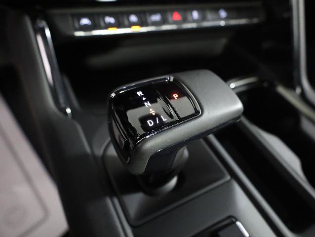 Used 2024 GMC Sierra 1500 AT4 w/ AT4 Premium Package AWD/4WD image 22
