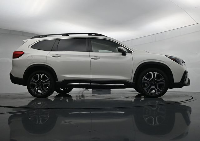 Used 2023 Subaru Ascent Limited AWD/4WD image 40